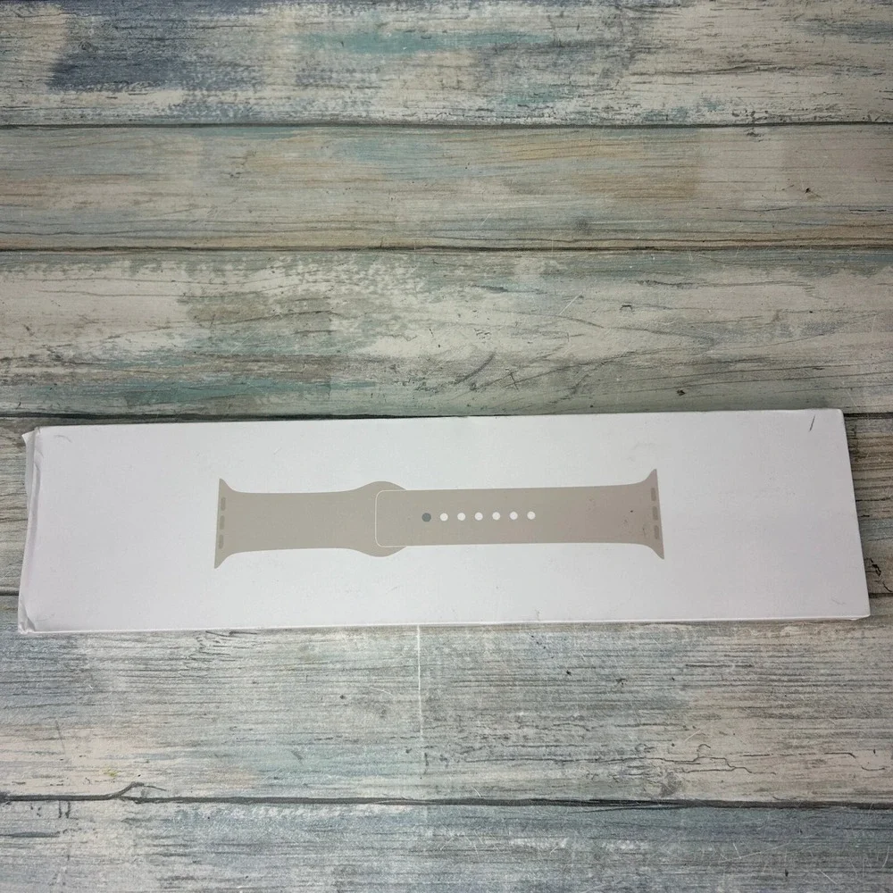 Apple Watch 41mm Starlight Sport Band